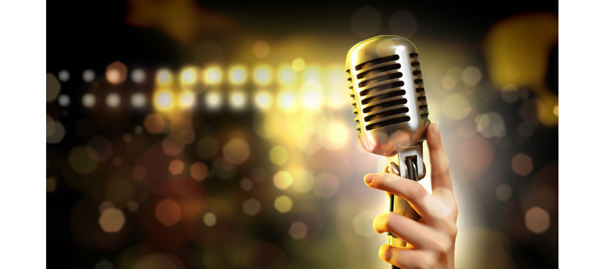 Microphone